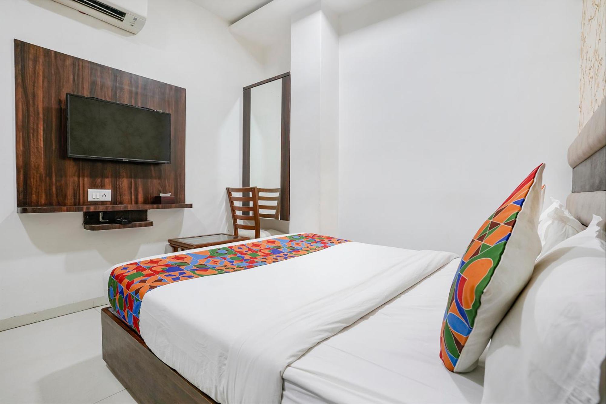 Fabhotel Elvis Inn - Nr Mumbai International Airport Екстер'єр фото