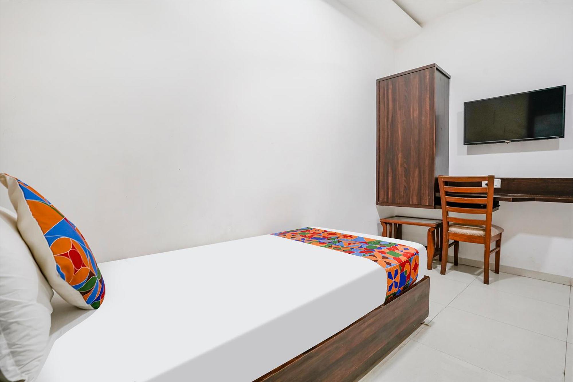 Fabhotel Elvis Inn - Nr Mumbai International Airport Екстер'єр фото